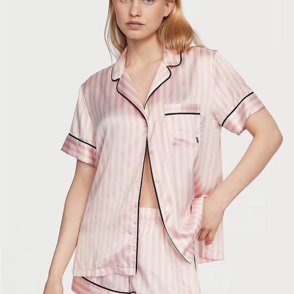 Victoria’s Secret Pajama Set - Picture 1 of 2
